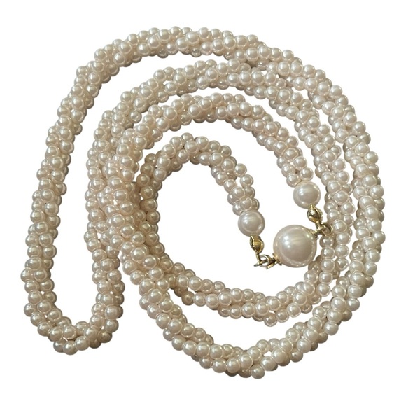 Jewelry - Vintage Twisted Pearl Bead Necklace – 20” with Pearl Clasp